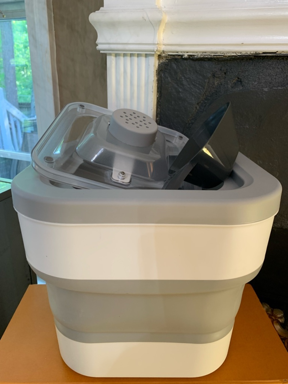 Collapsible Gray and White Pet Food Containers Set of 10